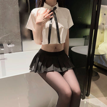 Black and White School Uniform 黑白学生装