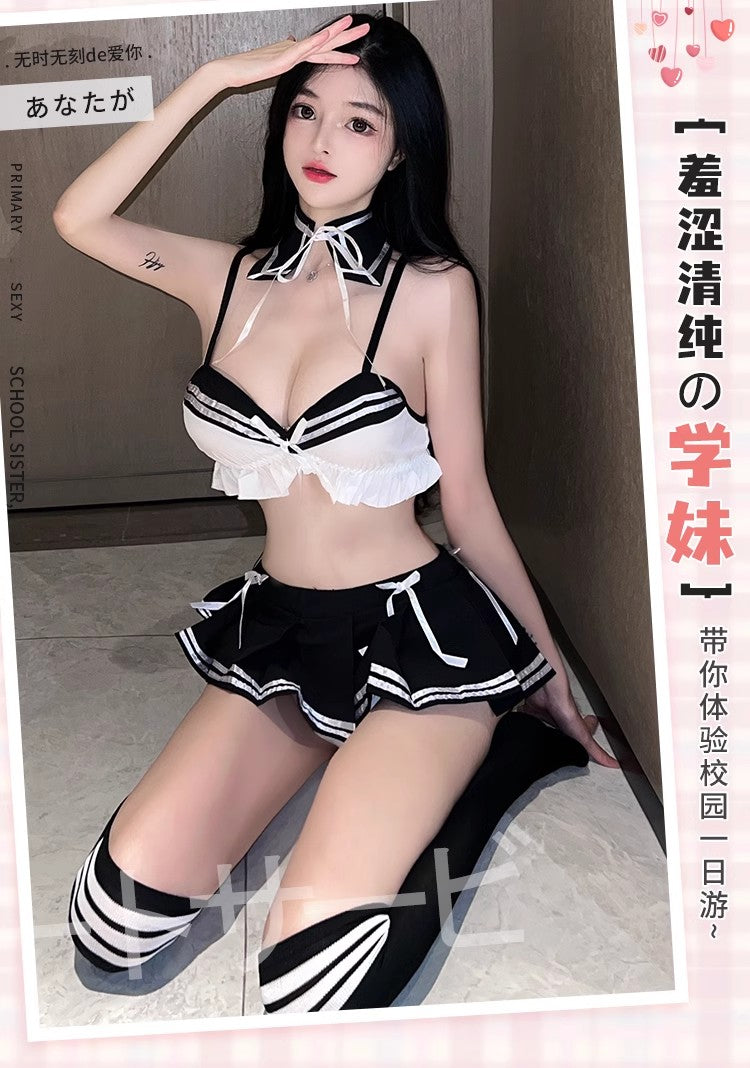 Sensual Schoolgirl Outfit 性感学生装